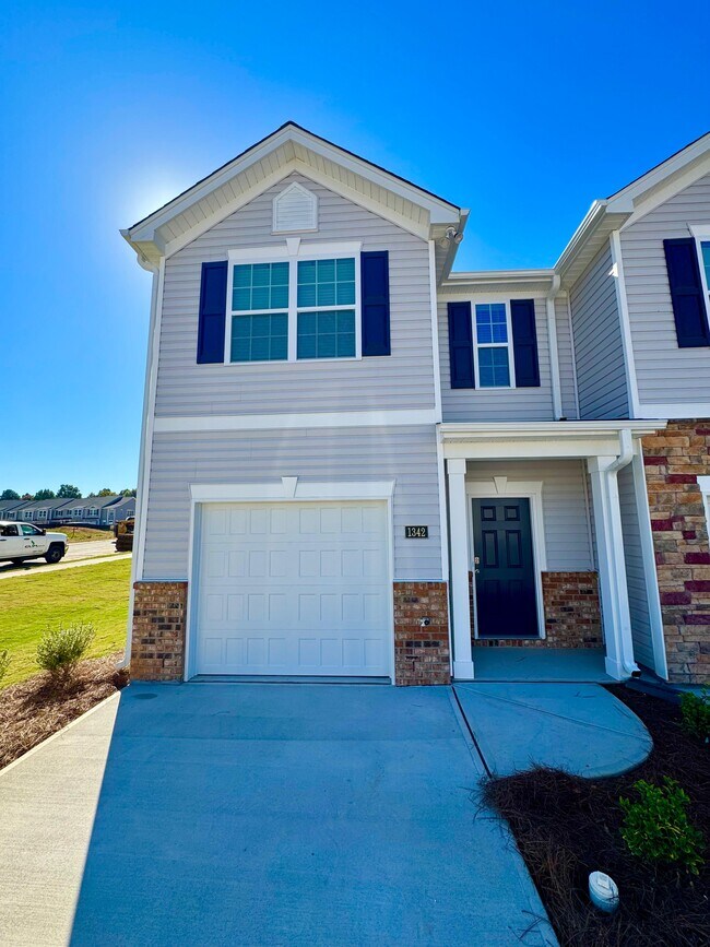 Photo - 1342 Amberview Ln Townhome