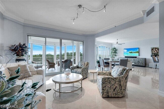 4811 Island Pond Ct Unit 302