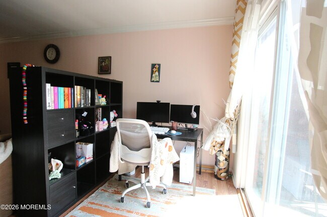 Photo - 65 Cedar Ave Unidad D4