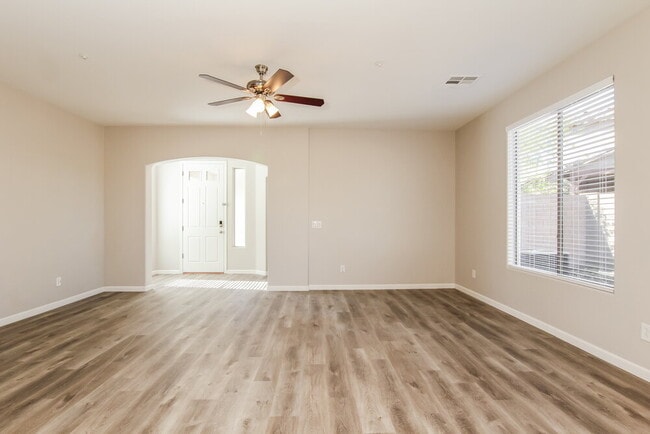 Photo - 30999 N 127th Ave