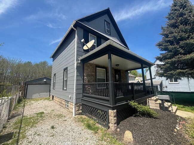 Photo - Charming 3-Bedroom Property in Prime Location