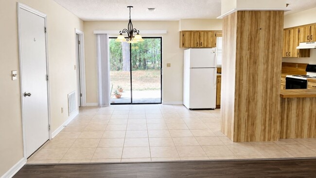 Photo - 12350 SE 100 Ave