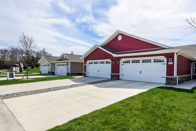 Apartments with Attached Garages - Redwood Copley Apartments