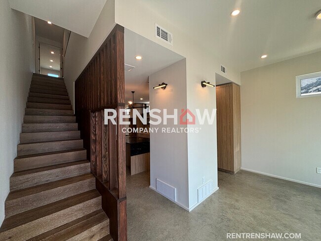 Photo - 38 Angelus St