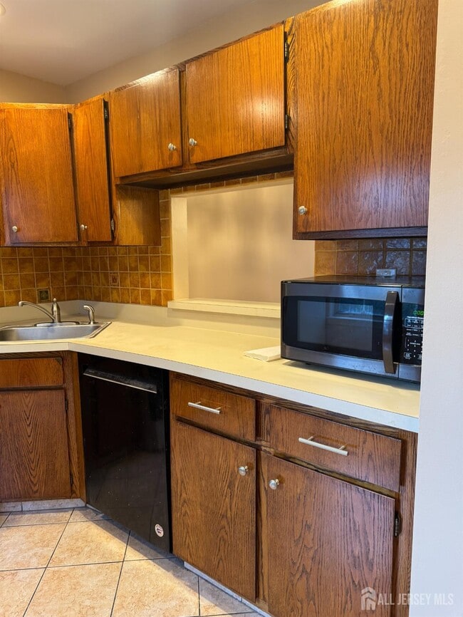 Photo - 286 Palombi Ct