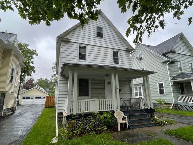 Photo - 76 Gold St