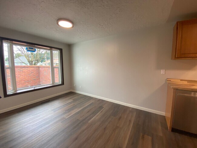 Photo - MM1253-B* Unidad #4351