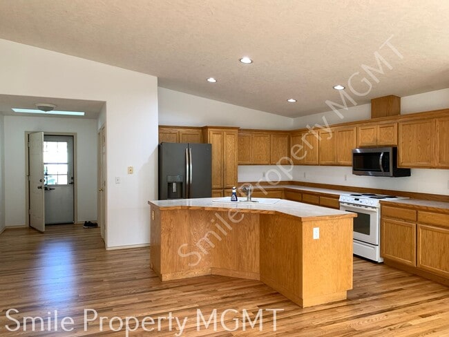 Photo - single house