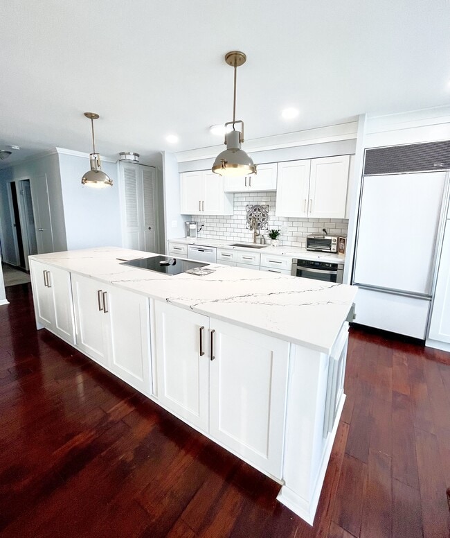 Photo - 12520 Edgewater Dr