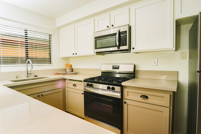 Photo - Galleria Townhomes