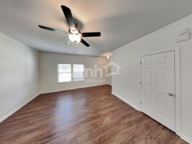 Photo - 15725 Lakepoint Forest Dr