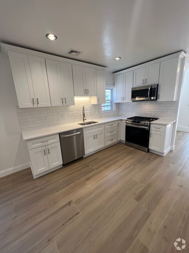 Building Photo - 73 Cameron Ave Unit 2 Rental