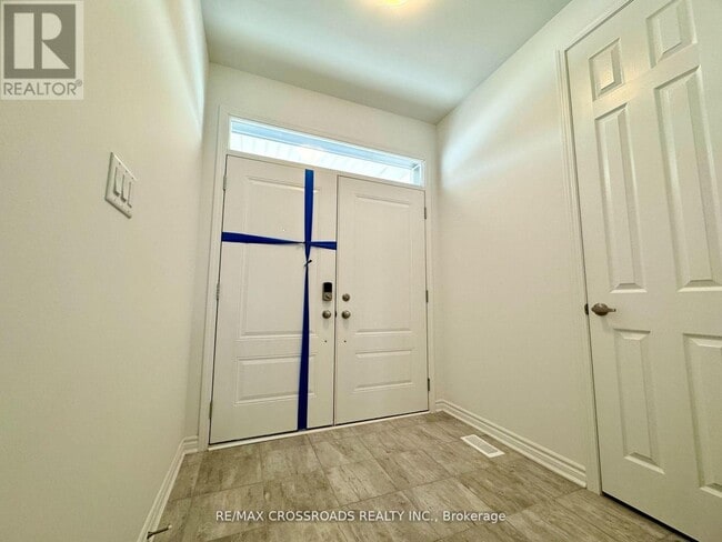 Photo - 3083 Blazing Star Ave