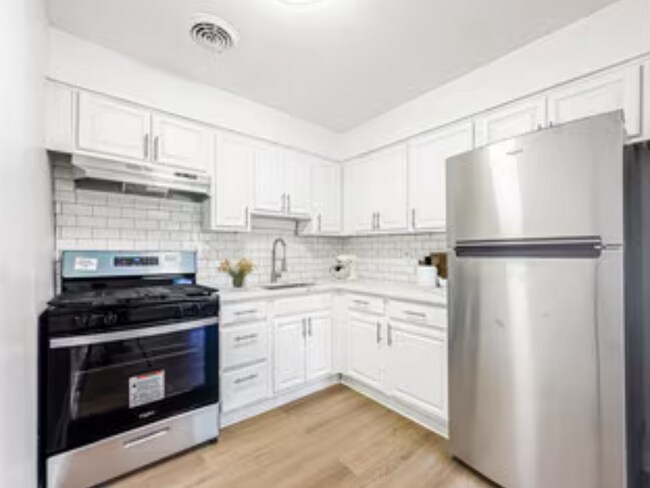 Photo - 1405 Veterans Hwy Unidad X5