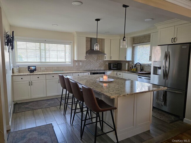 Photo - 838 Pepperidge Rd