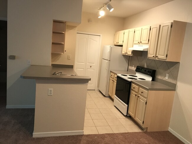 Photo - 1/1 Ground Floor Condo Visconti in Maitland $1195!