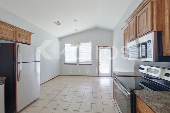 Photo - 2421 Arbor Dr
