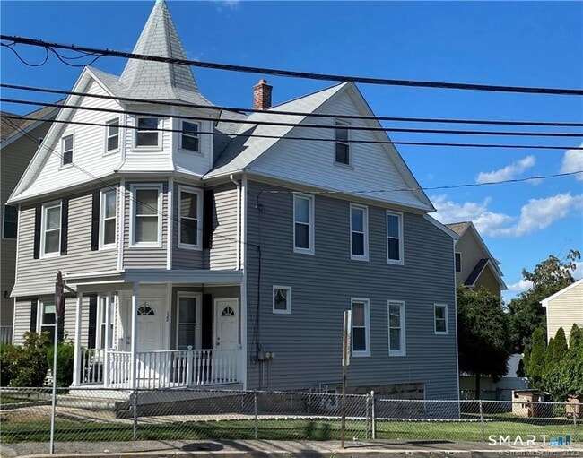 Building Photo - 122 Seaside Ave Unit 2