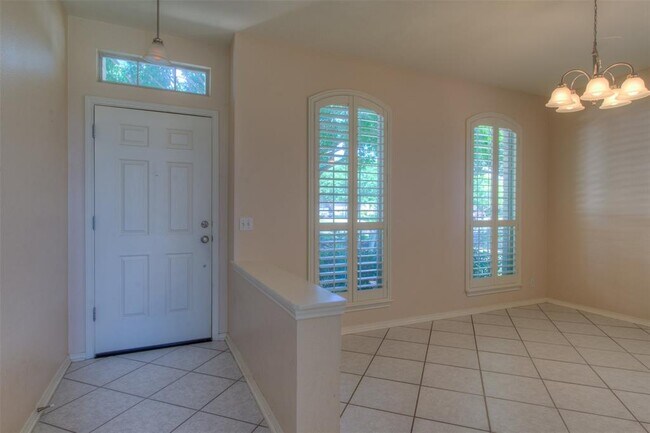 Photo - 16813 Luckenwald Dr