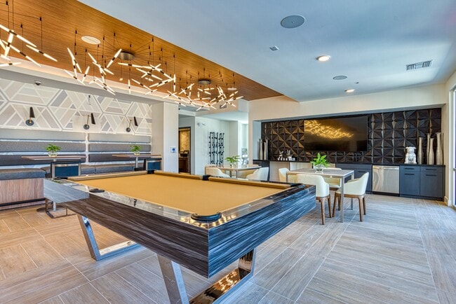 Lucent Scottsdale