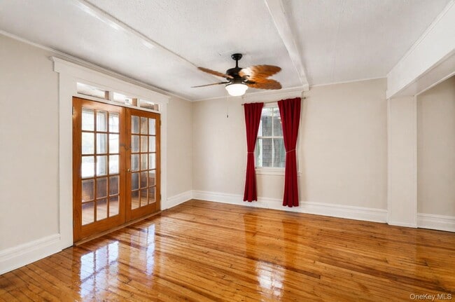 Photo - 200 Parkview Ave