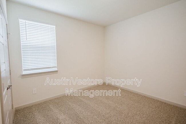 Photo - 413 Millbrook Blvd