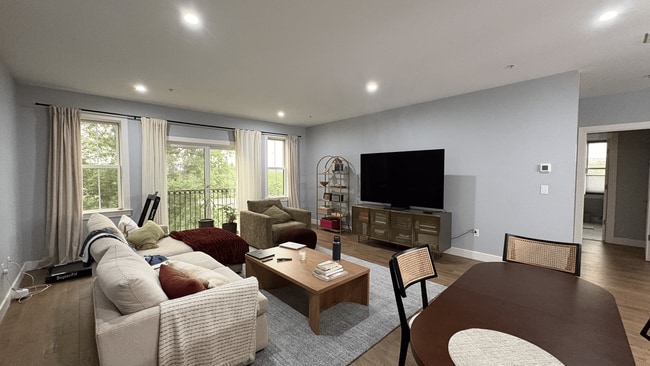 Photo - 3 Holmes St Unit 312