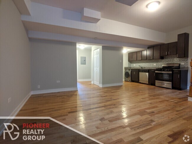 Building Photo - 2907 N Mildred Rental