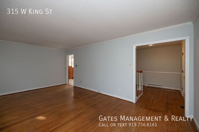 Photo - 315 W King St