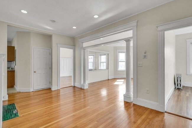 41 Orkney Rd Unit 2A