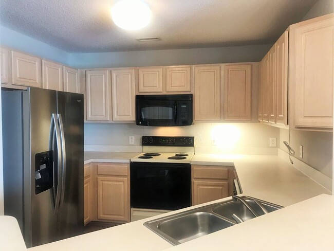 Photo - 2BR Waterfront Condo in Davidson. Enjoy Be...