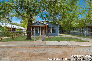 Photo - 126 King Roger St