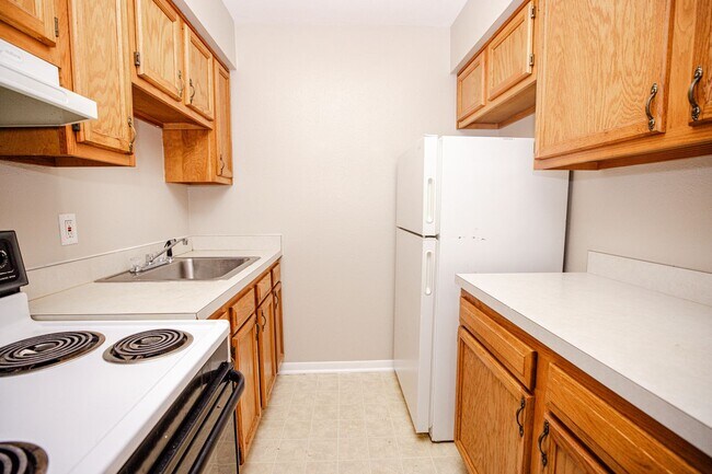 Photo - 6730 Hill Ave Unit # 205