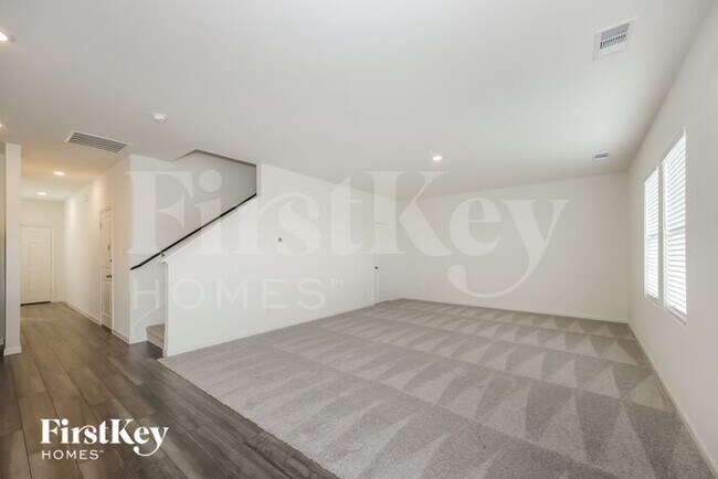 Photo - 1812 Sandlin Dr