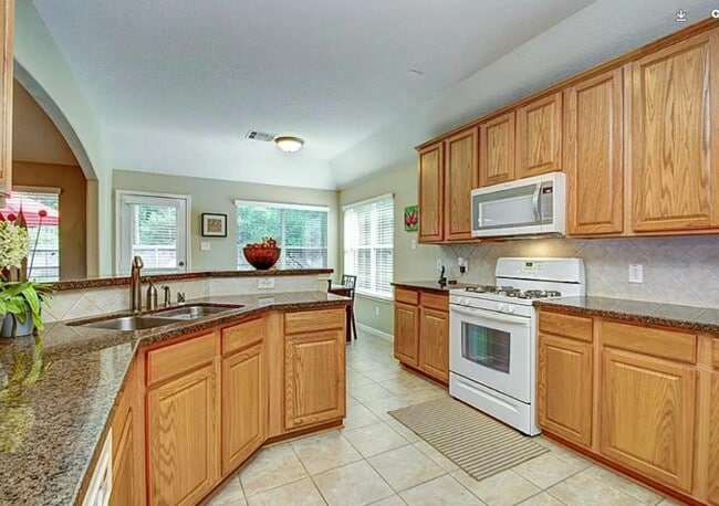 Photo - 3 Gilded Crest Ct