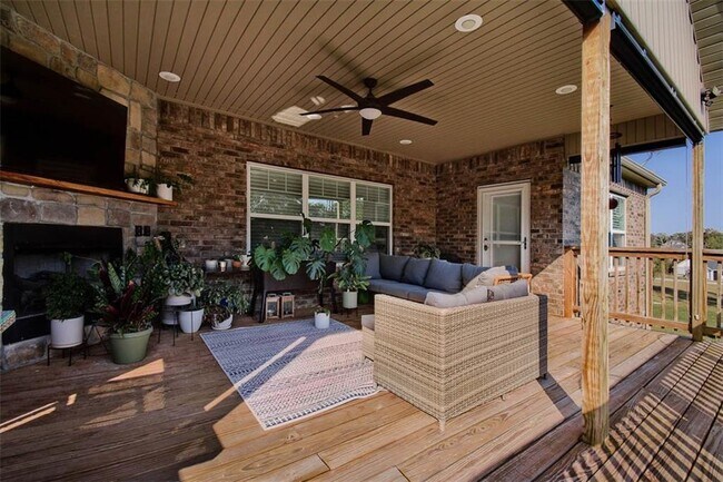 Photo - 10125 Raindrop Ln