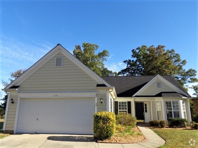 Building Photo - 2581 Governors Pointe Ct NE Rental