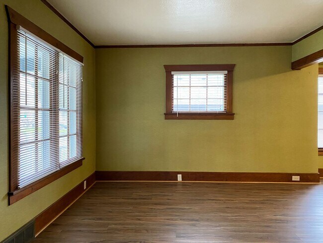 Photo - Sweet Home in The Dalles