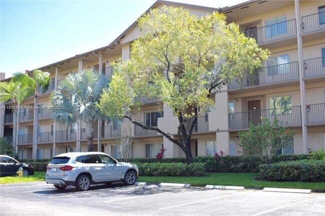 Building Photo - 12650 SW 15th St Unit 111F Rental