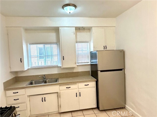 Photo - 1487 Henderson Ave