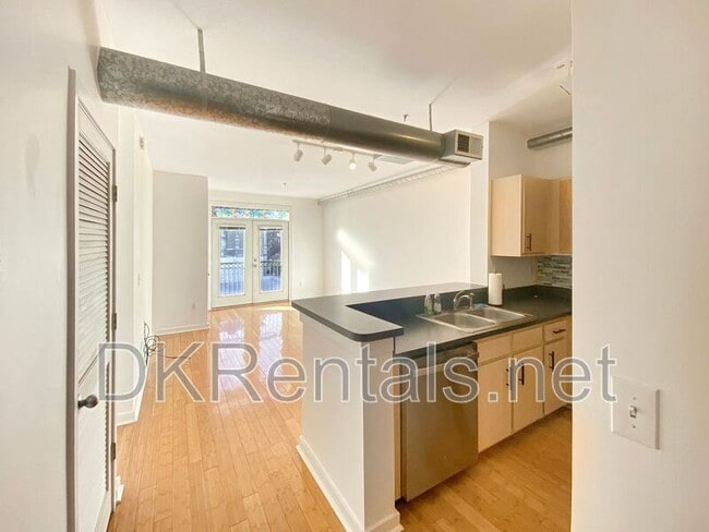 Photo - 800 Peachtree St NE