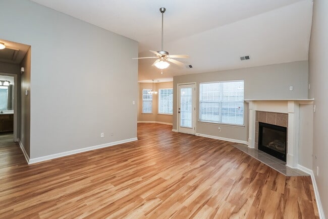 Photo - 7135 Maple Grove Rd