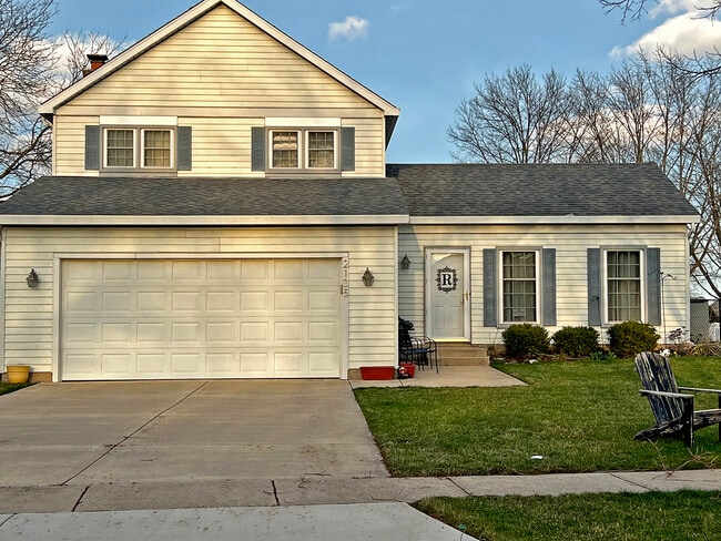 Building Photo - 2135 Derby Ct