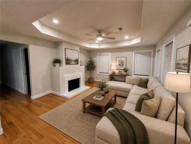 Photo - 2783 Grand Ave SW