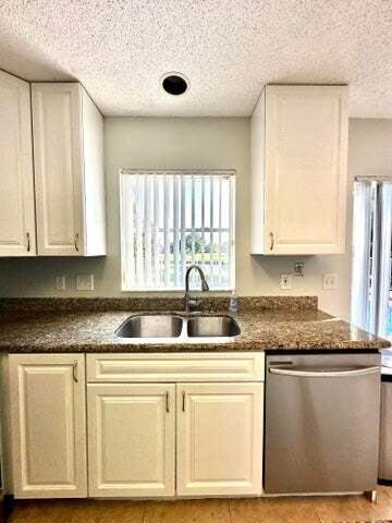 Building Photo - 2698 Linkside Dr Rental