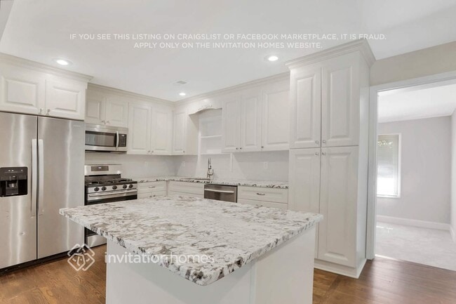 Photo - 2805 Mitchell Dr