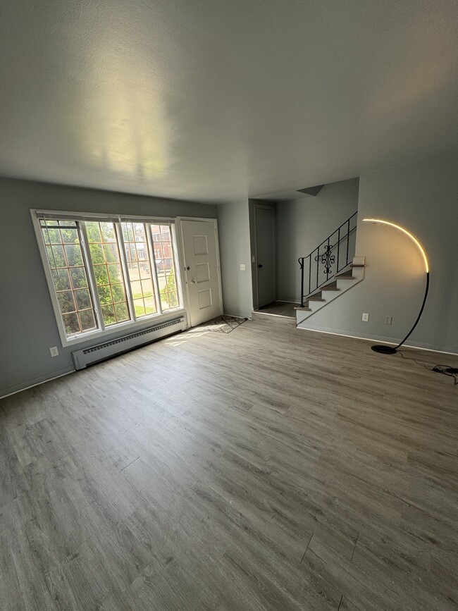 Photo - 3736 Woodford Ave NW Unit 3738