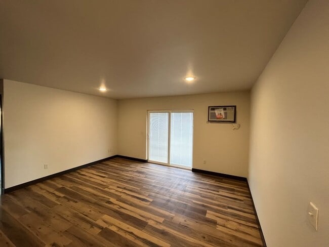 Photo - 5258 Christopher Dr Unit A