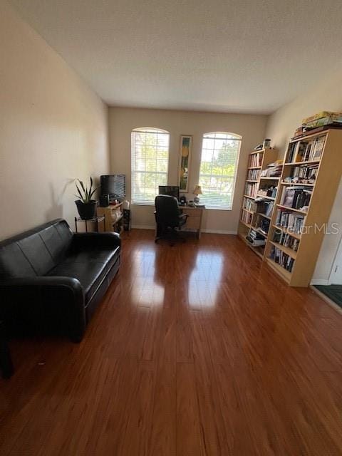 Photo - 806 Lost Grove Cir