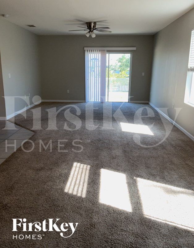 Photo - 1055 Andean Ln